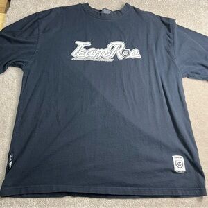 Rocawear Navy Blue Short Sleeve Tee‎ with Graphic Print and Crew Neck